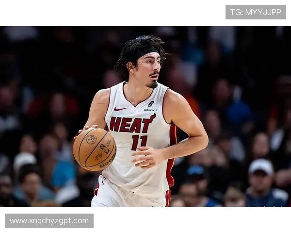 哈克斯表现出色14投7中贡献17分4篮板3助攻1盖帽助球队取得胜利